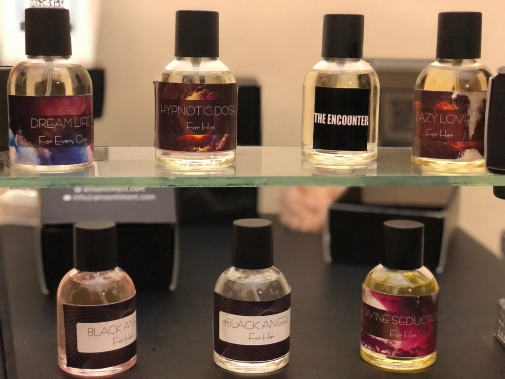 Perfume-Online-Shopping